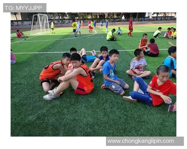 王丽专访:从绿茵场到人生舞台的足球旅程回顾与感悟